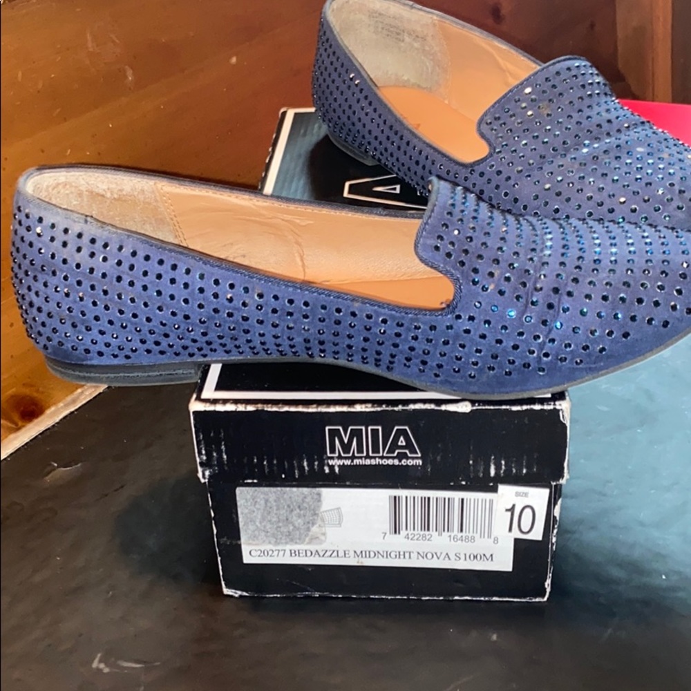 Blue bedazzled flat - Picture 2 of 2